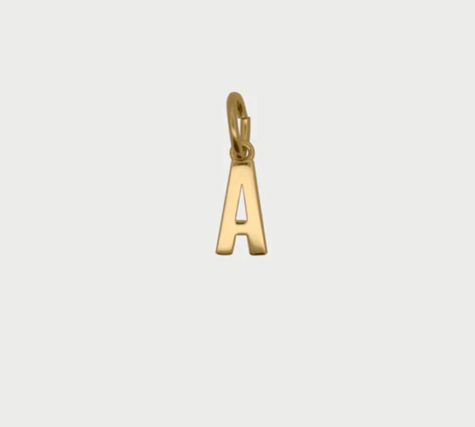 charm lettera a
