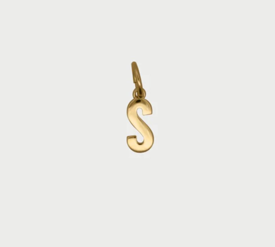 charm lettera s