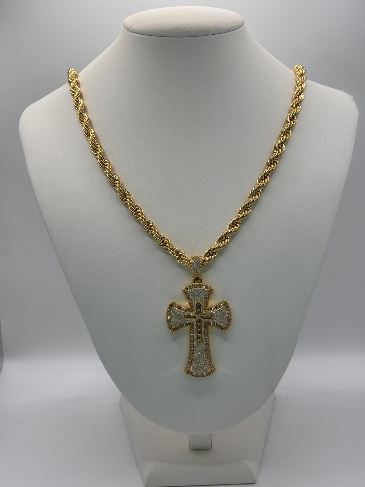 Ciondolo crocifisso con zirconi - Saki